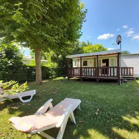 Bungalow Dans Un Camping De Charme Camping Couze-et-Saint-Front